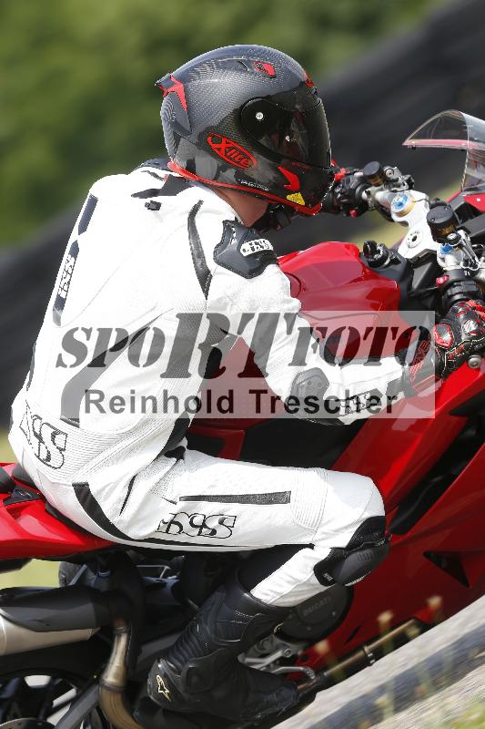 /25 10.06.2025 MaxRacing ADR/Gruppe gruen/76